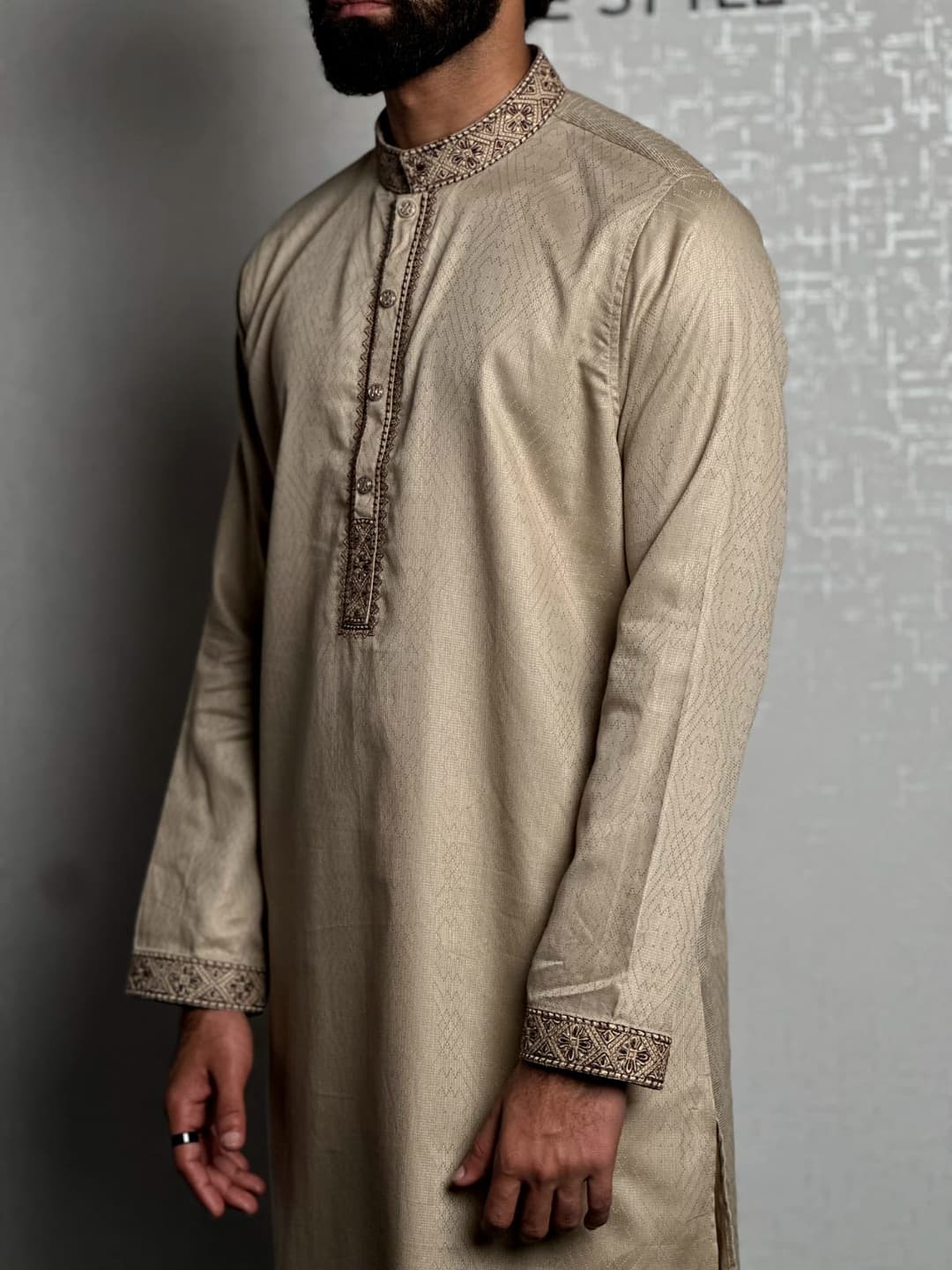 AF-0832 alternate view